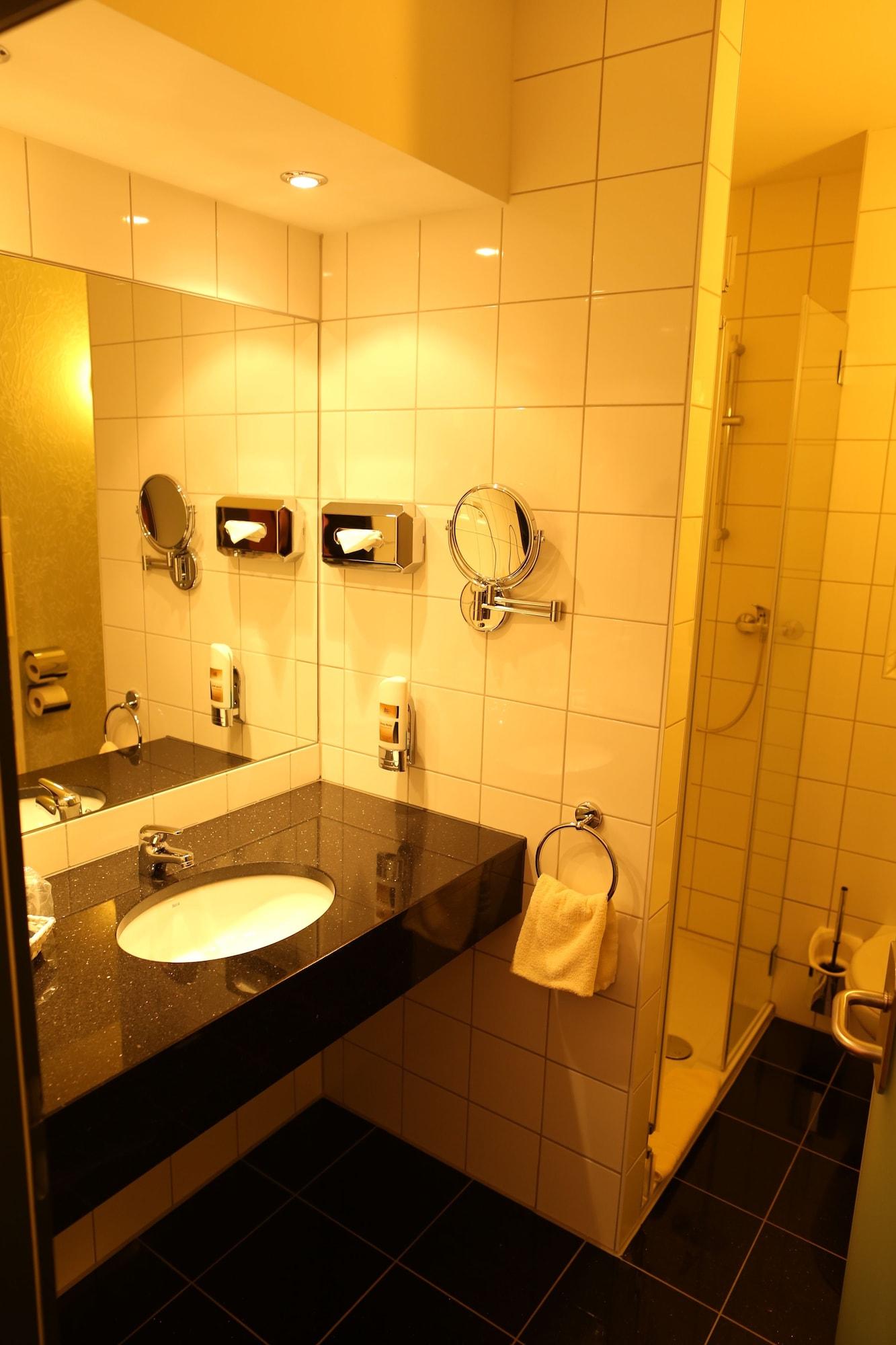 Hotel Sittardsberg Duisburgo Exterior foto