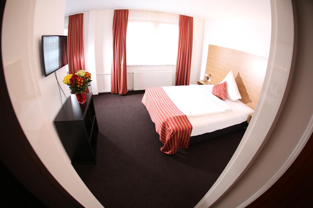 Hotel Sittardsberg Duisburgo Exterior foto