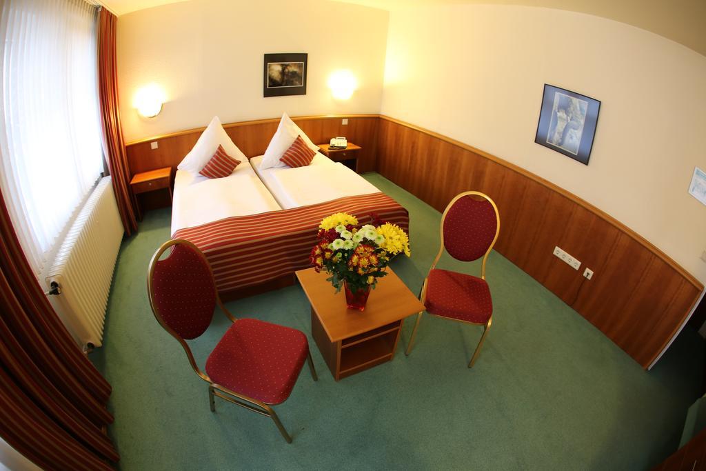 Hotel Sittardsberg Duisburgo Exterior foto