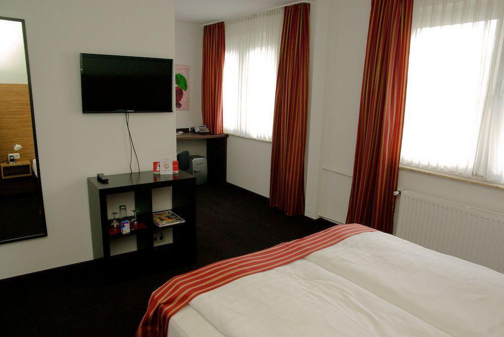 Hotel Sittardsberg Duisburgo Exterior foto